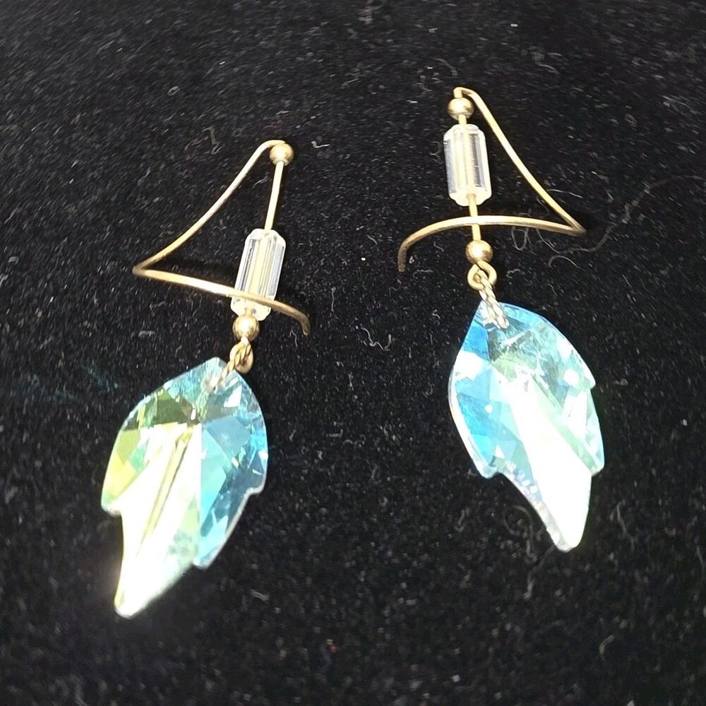 ✨ Gold Tone Blue Iridescent Crystal Leaf Dangle Earrings ✨